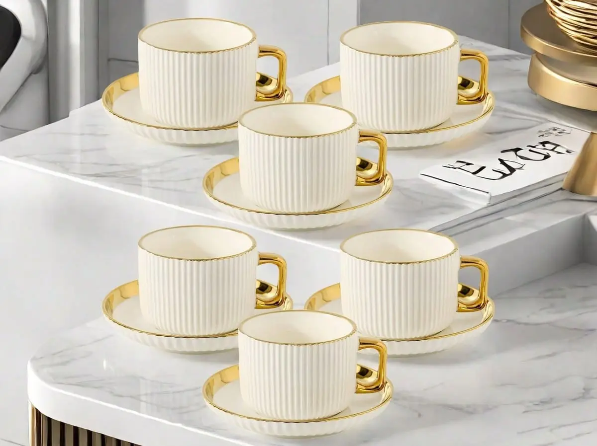 Cups & Mugs