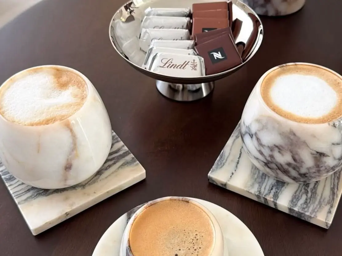 Cups & Mugs